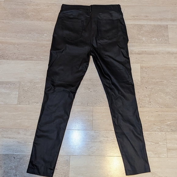 Parisian Coated Skinny Jean in Black (Size: 10) - Picture 3 of 11